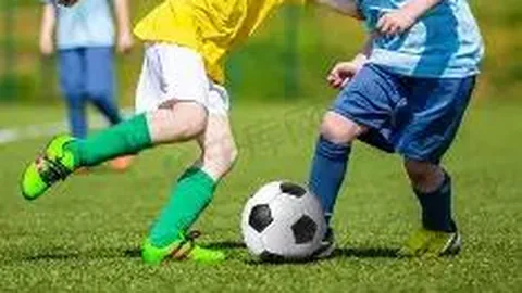 《徐根宝寄望超越武磊新星：中国足球崛起，亟需更耀眼的新星闪耀！》